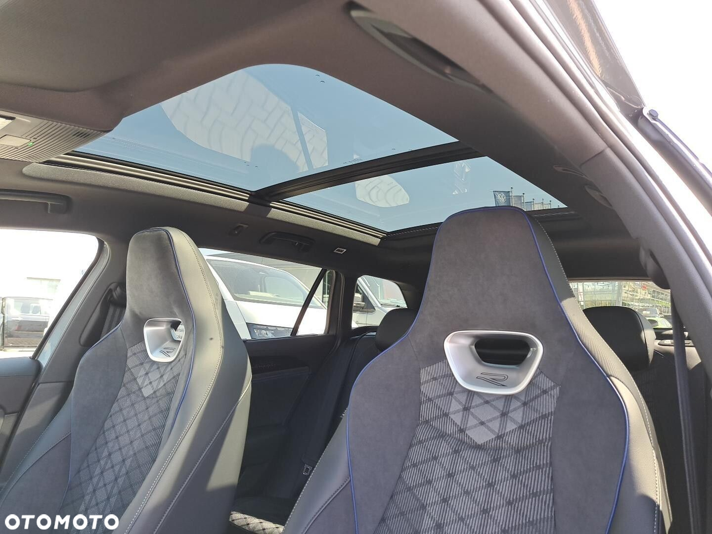 Volkswagen Passat 2.0 TSI 4Mot R-Line Plus DSG - 30