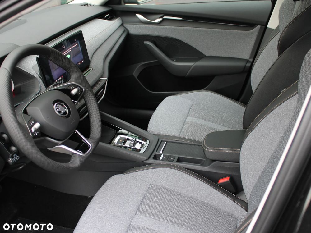 Skoda Octavia 2.0 TDI Edition 130 Selection DSG - 13