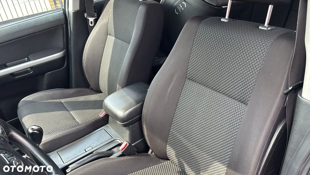 Suzuki Grand Vitara 1.9 DDiS Comfort EU5 - 13