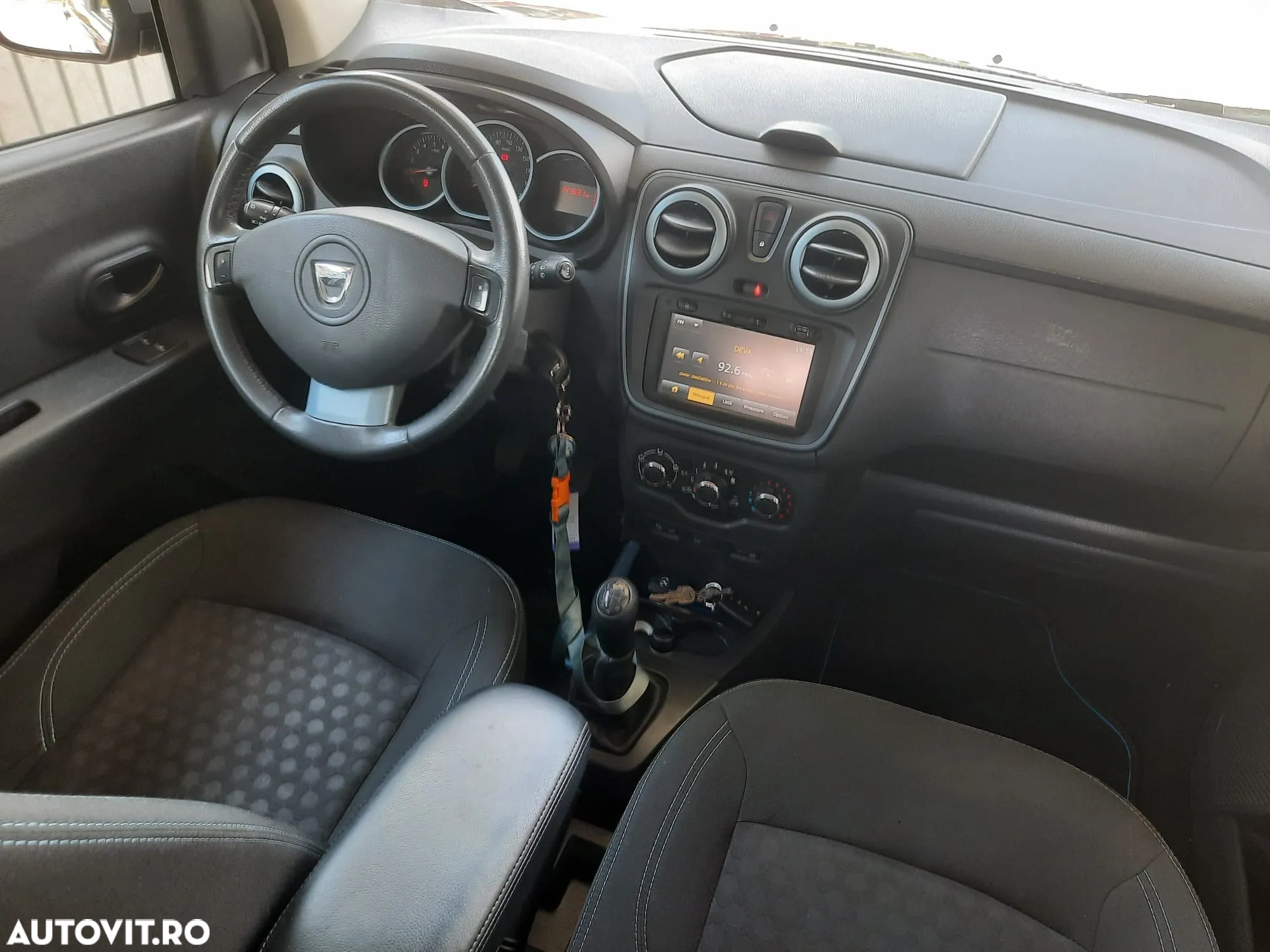 Dacia Lodgy 1.2 TCe 115 CP Stepway - 12