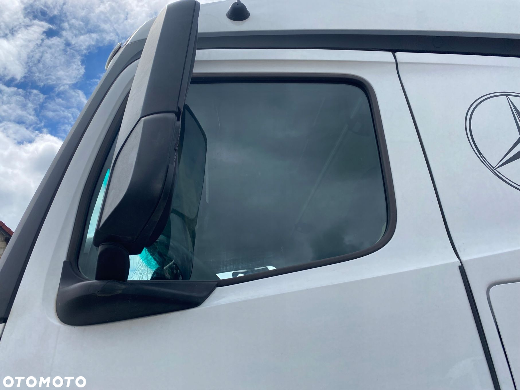 MERCEDES ACTROS MP4 STREAMSPACE - DRZWI LEWE BIAŁE KOMPLETNE 64-234 MOCHY - 2