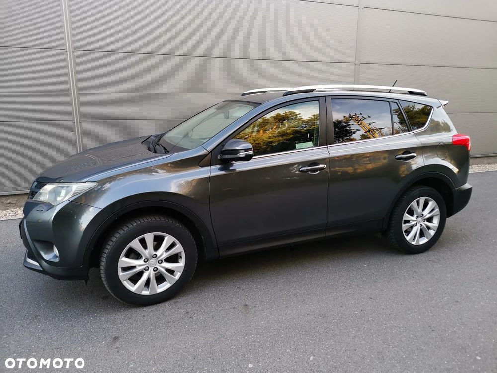 Toyota RAV4 2.2 D-4D Premium - 13