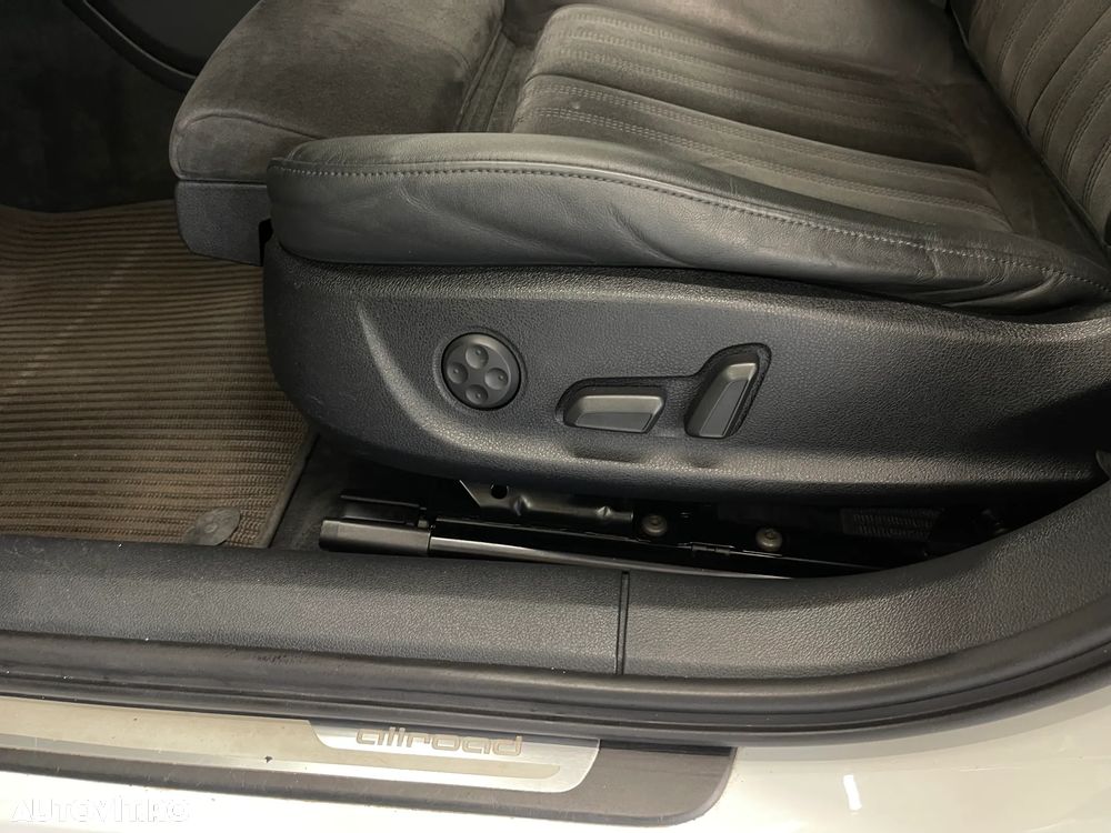 Audi A6 Allroad 3.0 TDI Quattro Tiptronic - 24