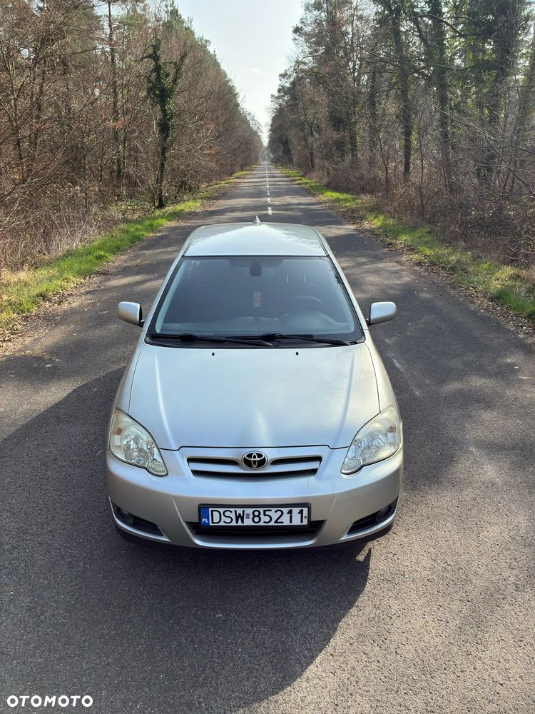 Toyota Corolla 1.6 VVT-i Sol (air6) - 4