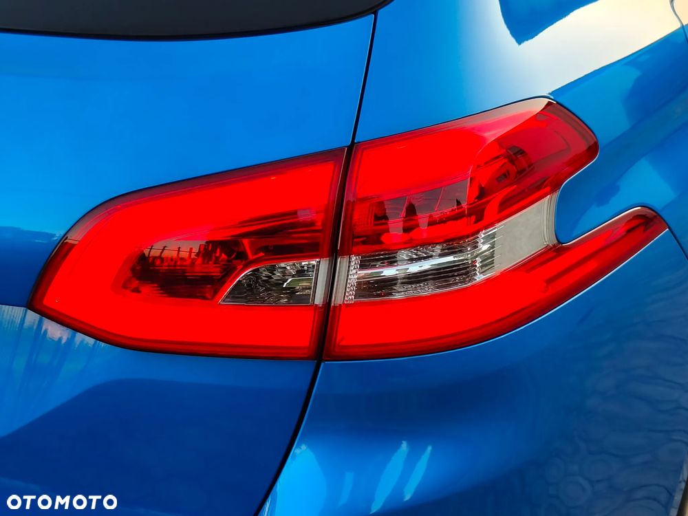 Peugeot 308 - 13