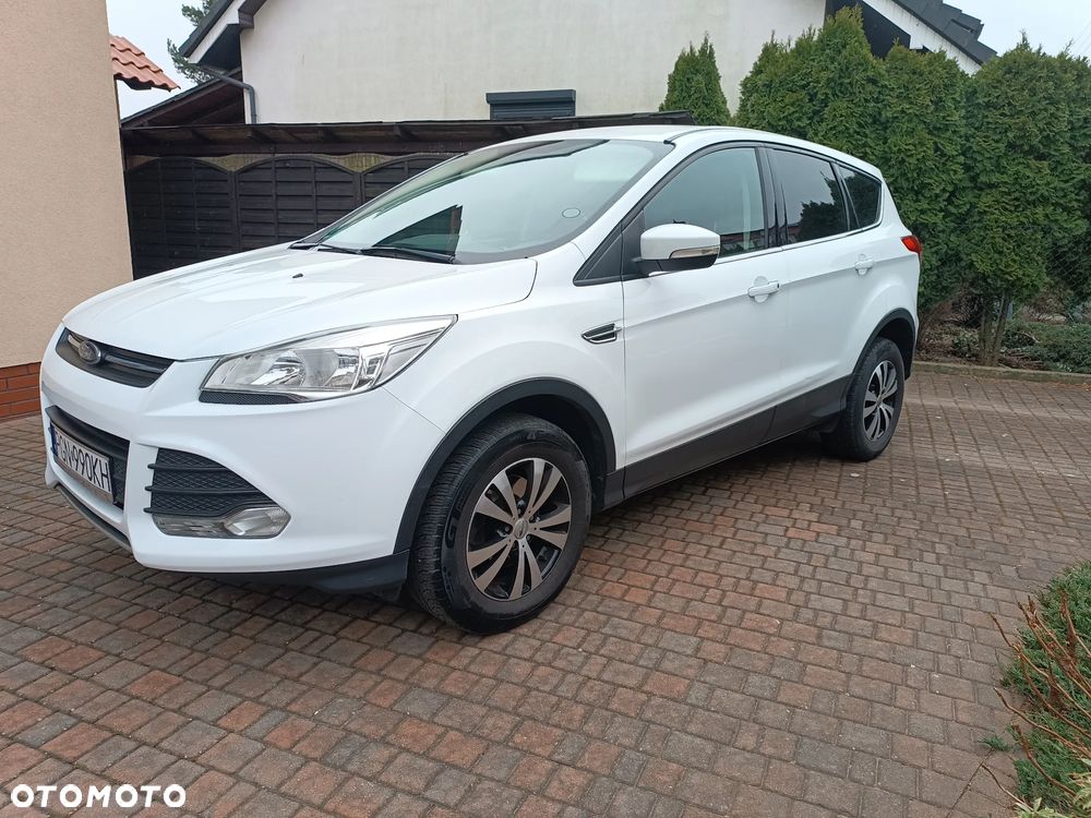 Ford Kuga 1.5 EcoBoost 2x4 Trend - 1