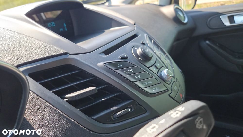 Ford Fiesta 1.4 Trend EU5 - 28