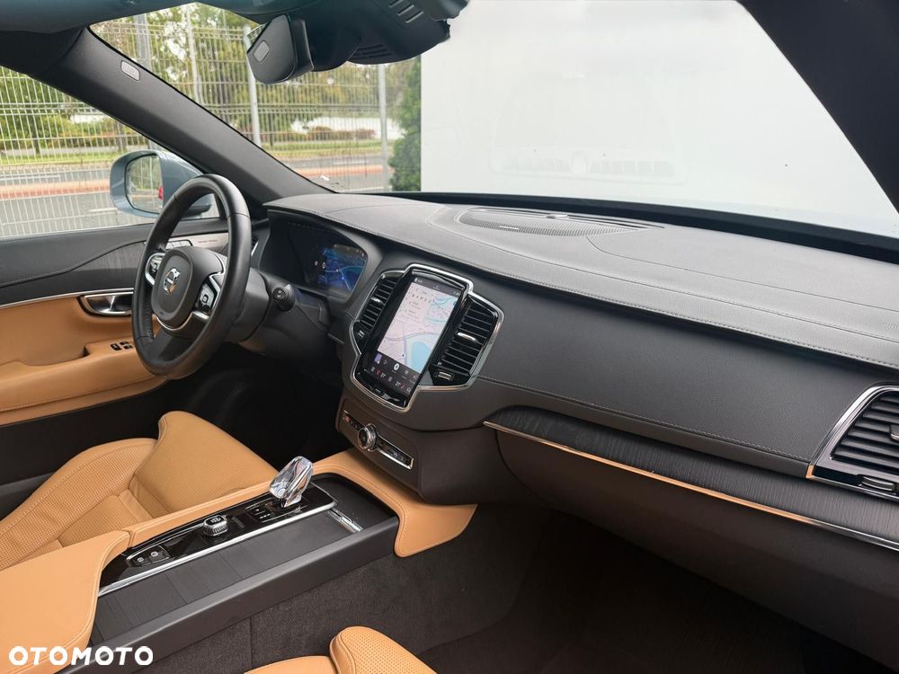 Volvo XC 90 - 30