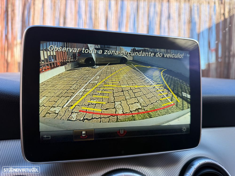 Mercedes-Benz CLA 180 Shooting Brake d Urban - 20