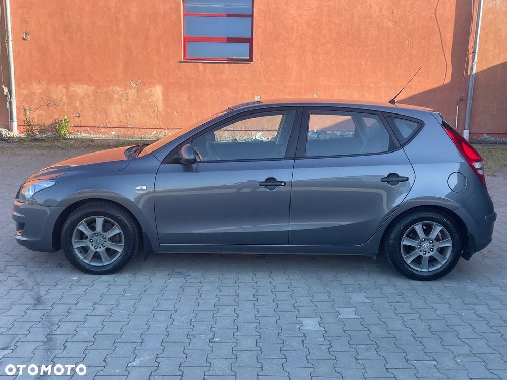 Hyundai i30 1.4 Comfort - 23