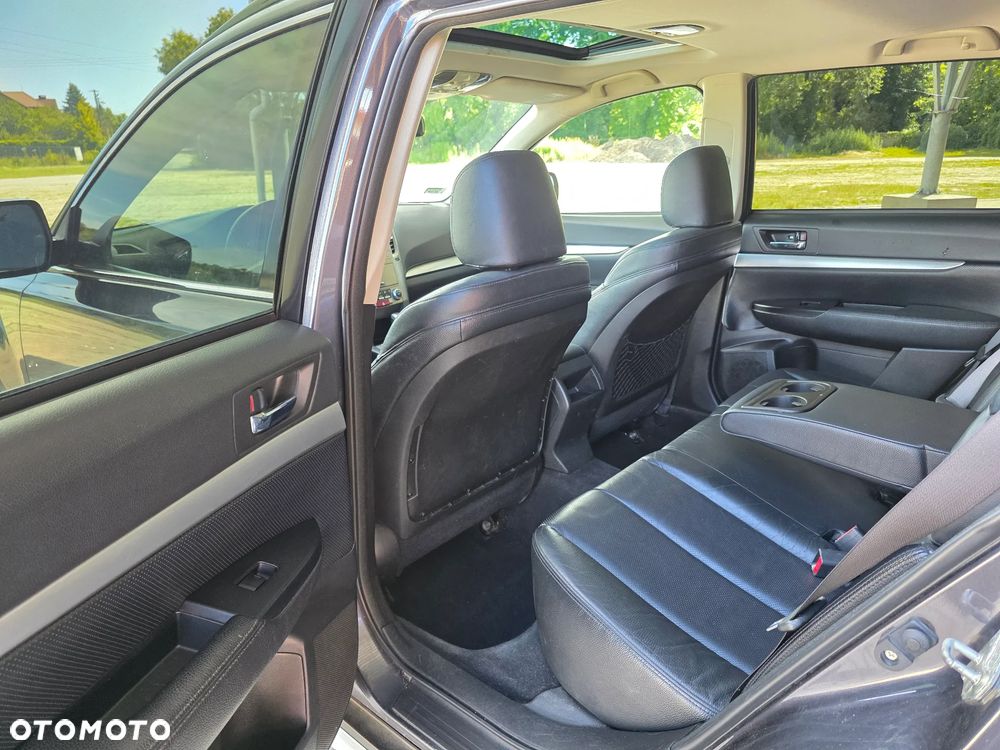 Subaru Outback - 14