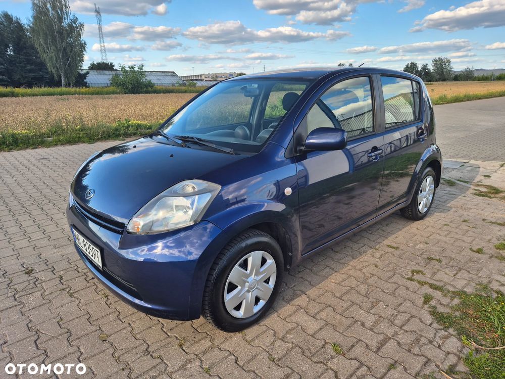 Daihatsu Sirion - 20