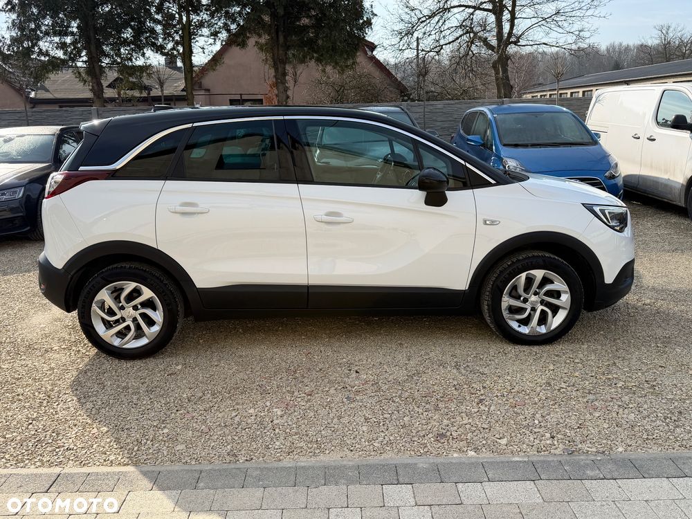 Opel Crossland X 1.2 T Design Line S&S - 23