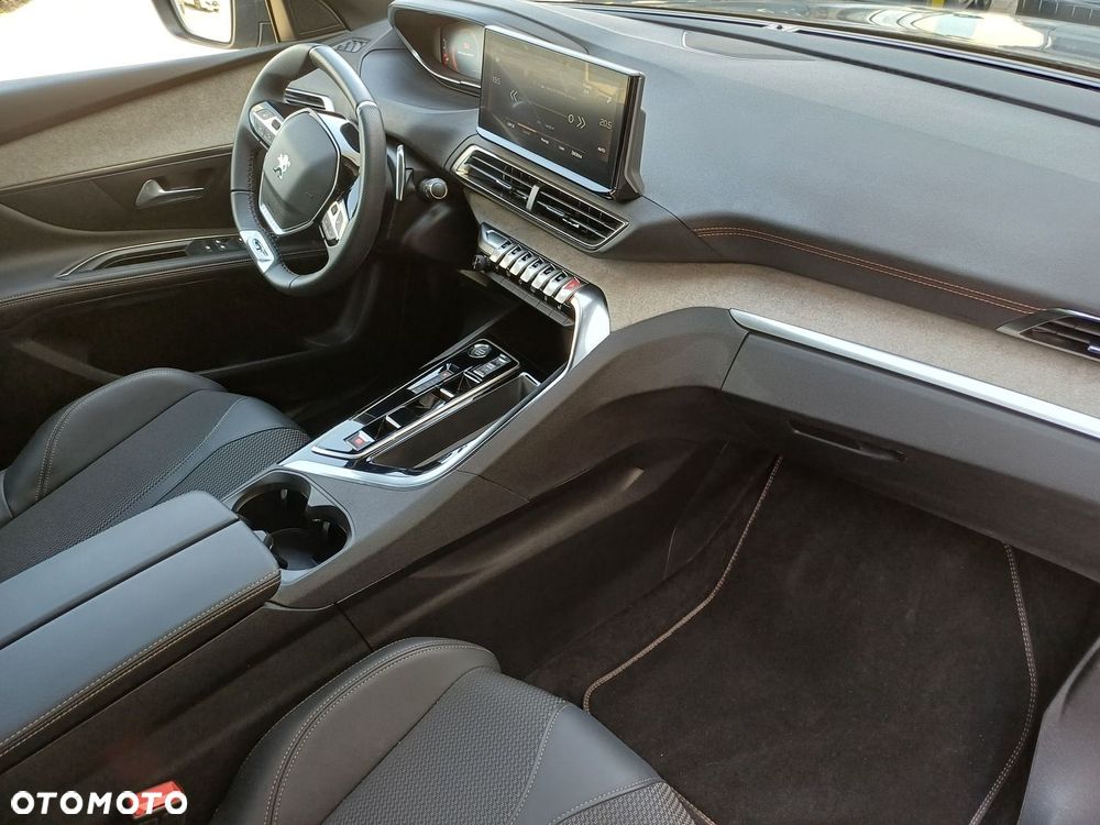 Peugeot 5008 1.2 PureTech mHEV GT S&S e-DCS6 - 14