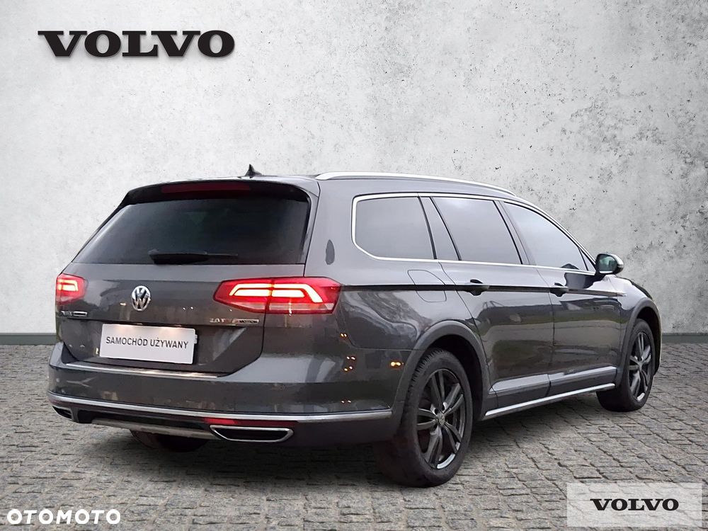 Volkswagen Passat - 5