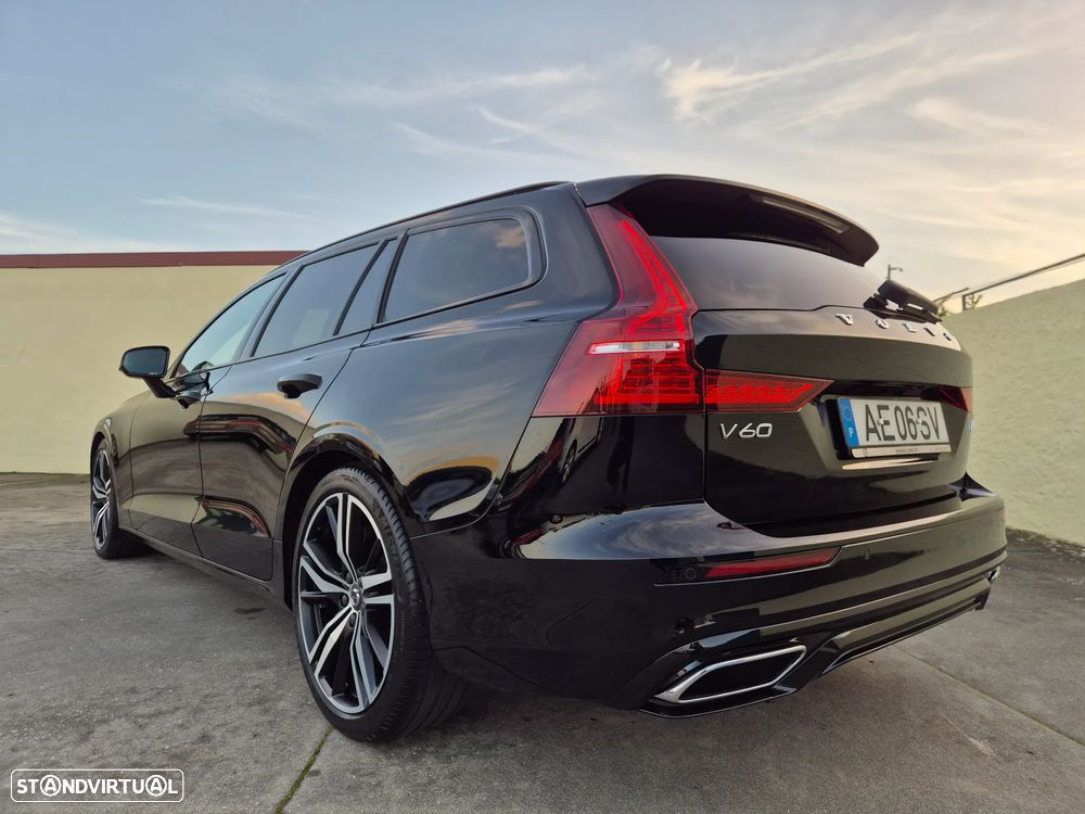 Volvo V60 2.0 B4 R-Design Geartronic - 17