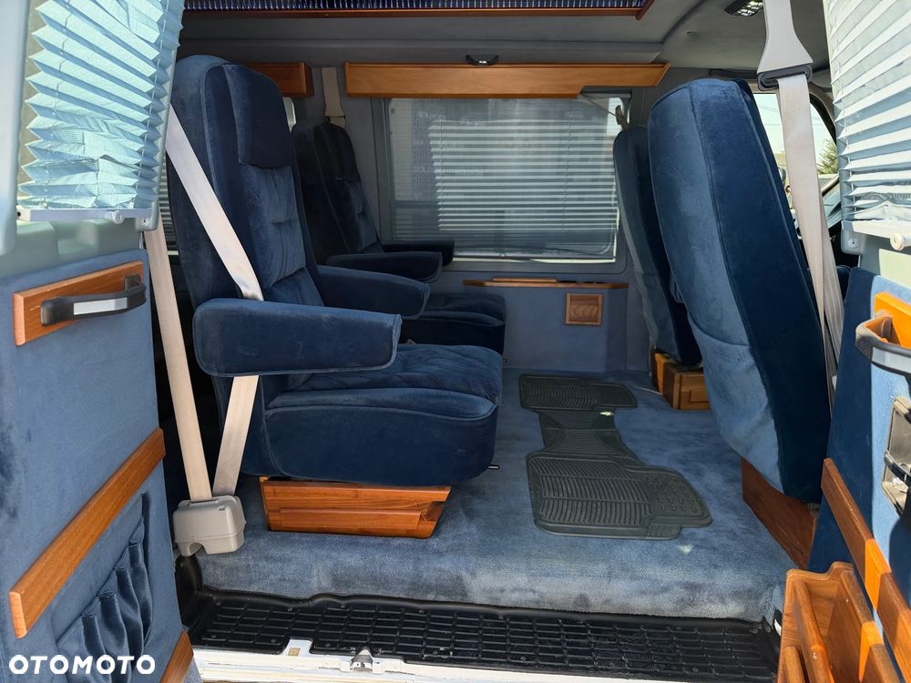Chevrolet Chevy Van - 13
