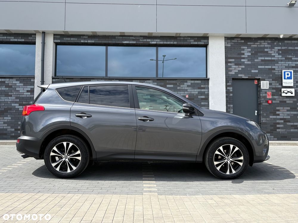 Toyota RAV4 2.0 D-4D Premium - 4