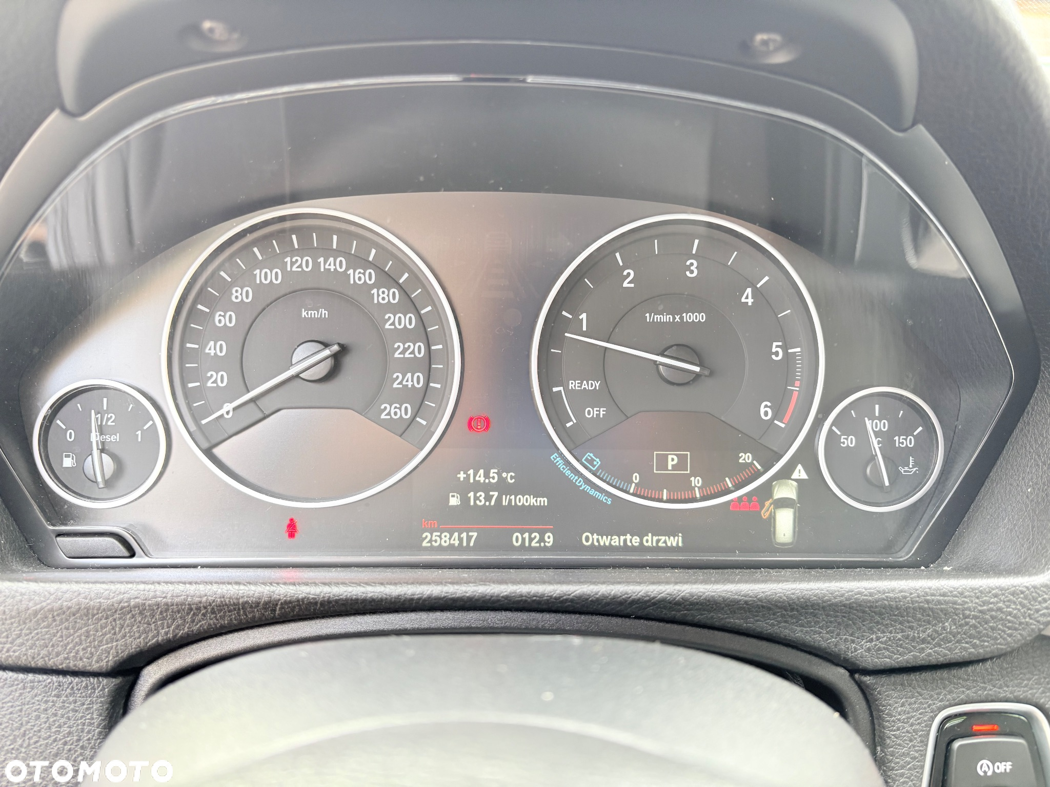 BMW Seria 3 318d Touring - 28