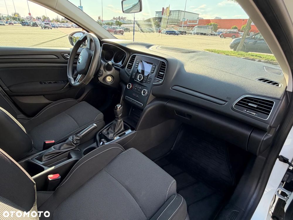 Renault Megane 1.3 TCe FAP Life - 25