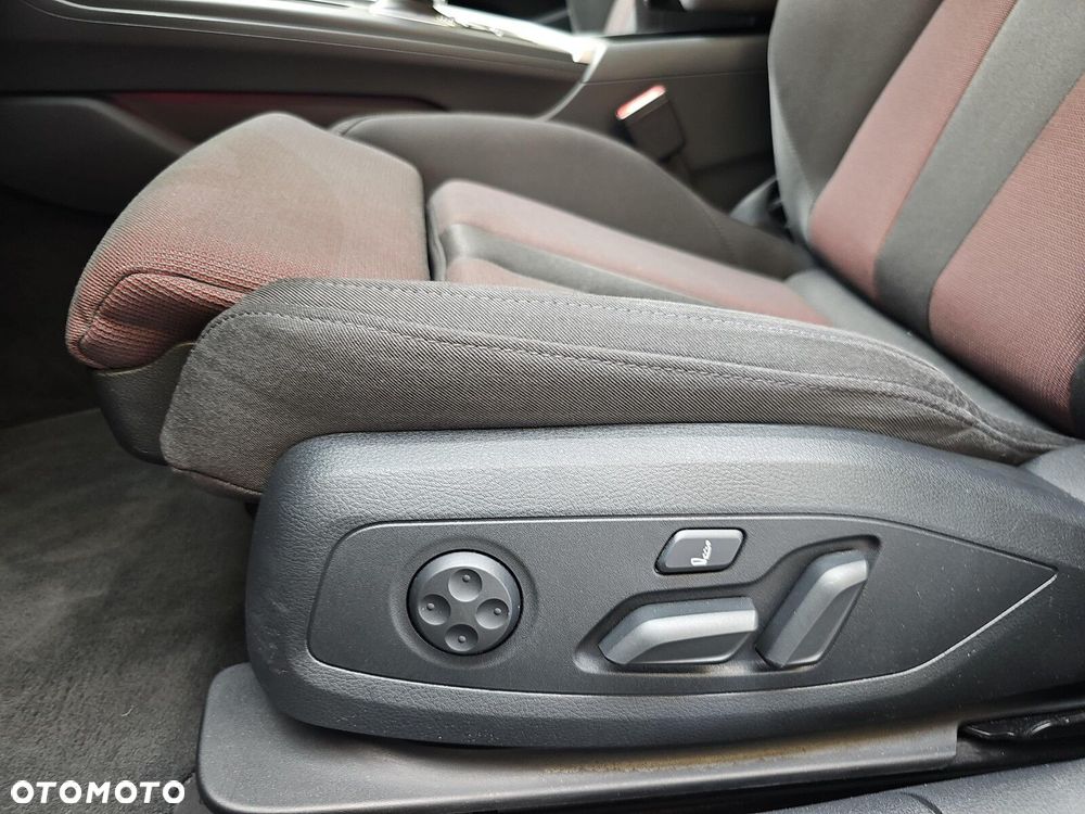 Audi A4 Avant 40 TFSI mHEV Quattro S tronic - 12