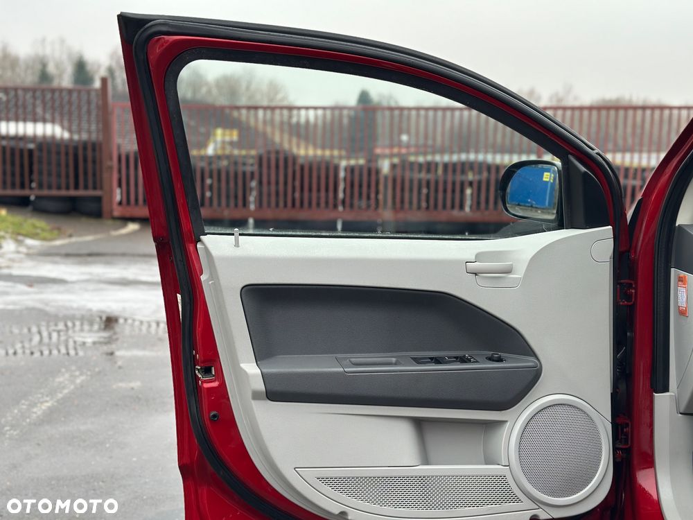 Dodge Caliber 1.8 SE - 11