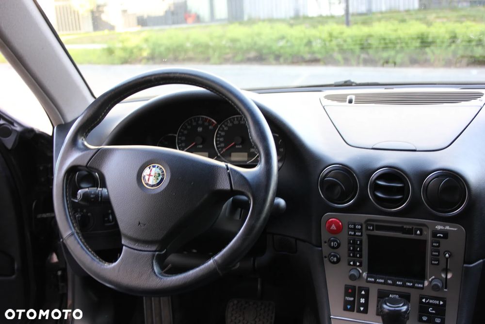 Alfa Romeo 166 3.0 V6 24v Sportronic - 3