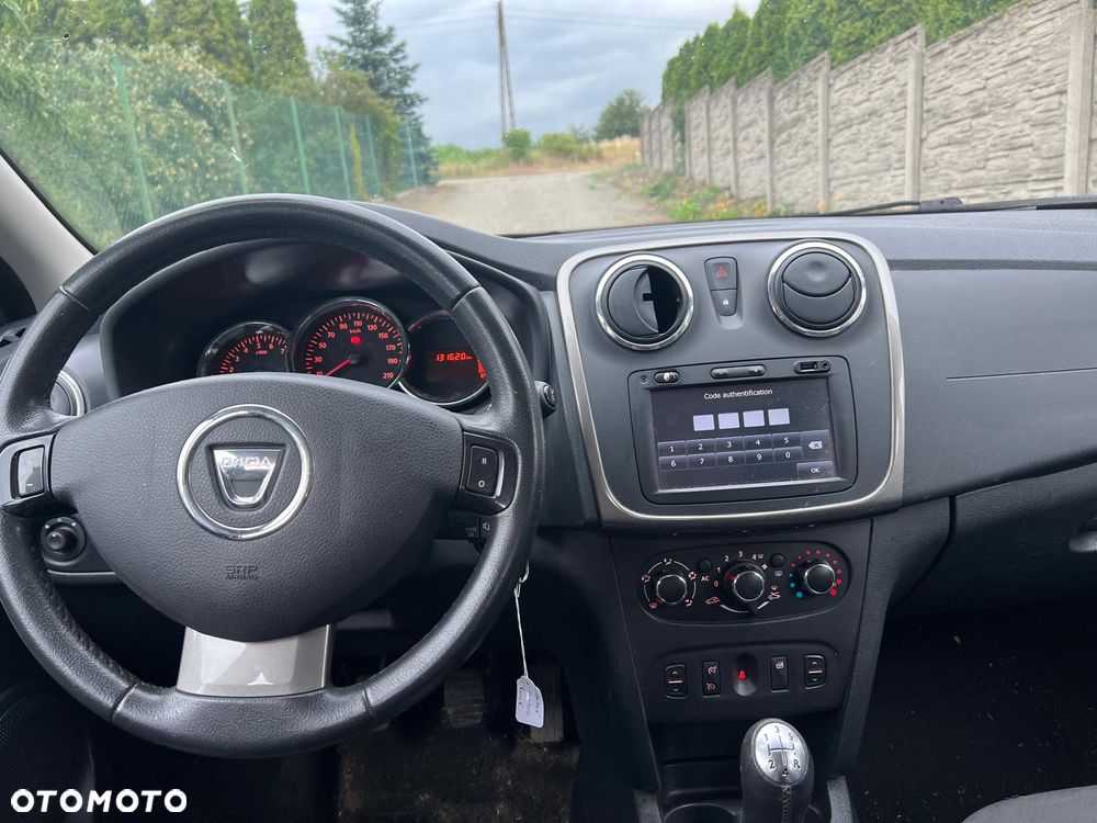 Dacia Sandero 0.9 TCe Laureate - 11