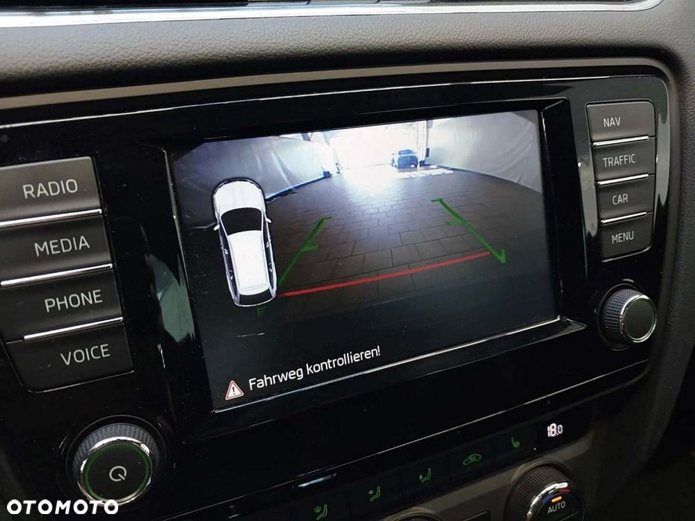 Skoda Octavia 2.0 TDI (Green tec) 4x4 DSG RS - 5