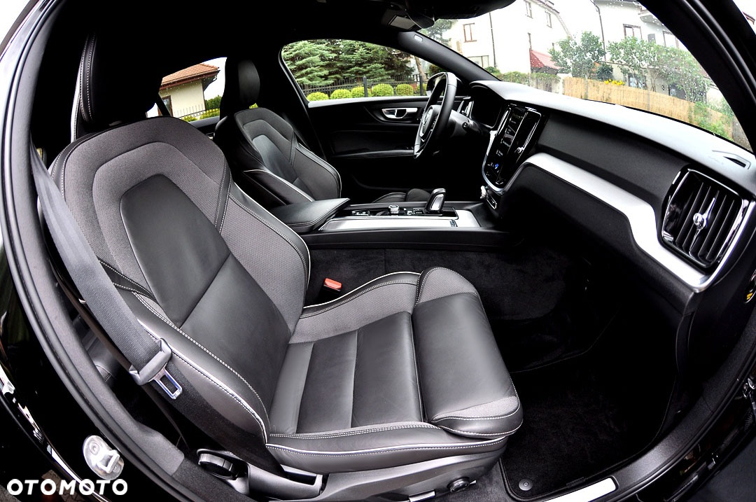 Volvo V60 B4 D Geartronic RDesign - 26