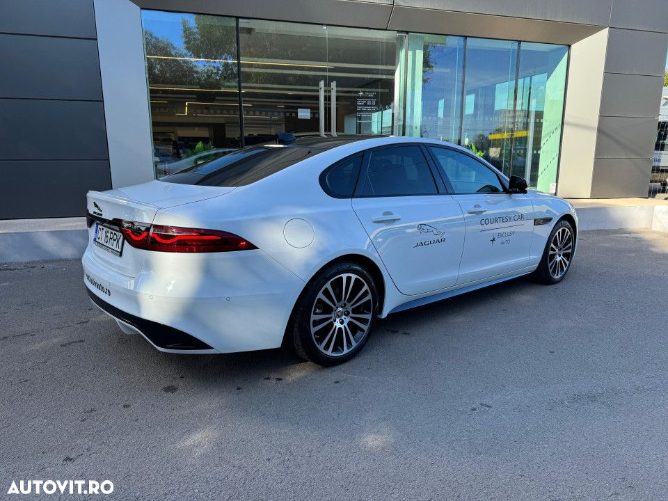 Jaguar XF - 4