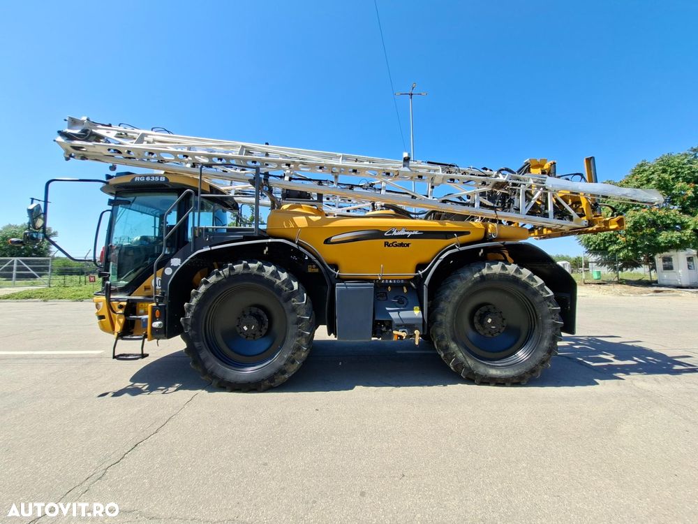 Challenger ROGATOR 635 SPRAYER - 7