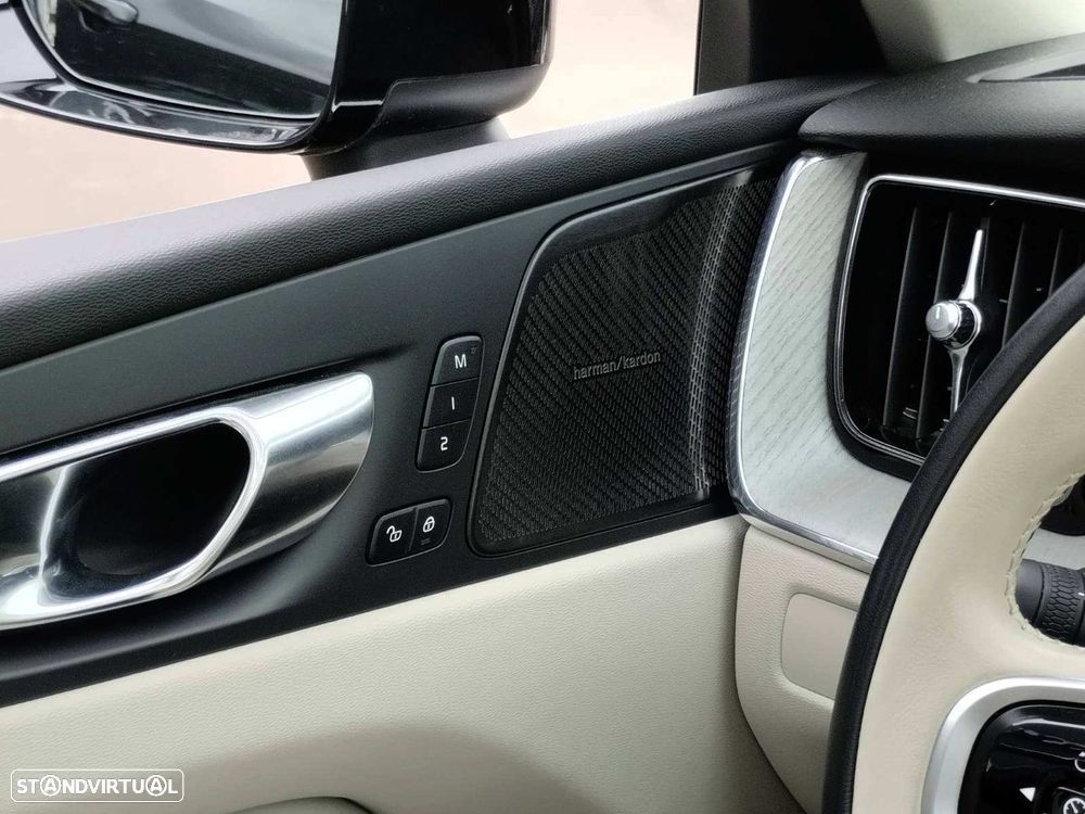 Volvo XC 60 2.0 T6 PHEV Plus Bright - 5