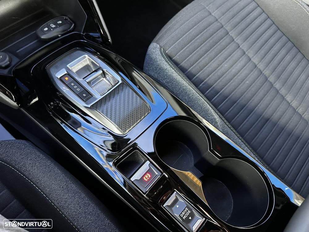 Peugeot e-2008 54 kWh Style - 30