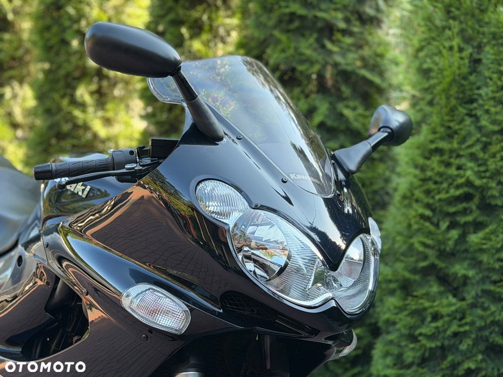 Kawasaki ZZR - 11