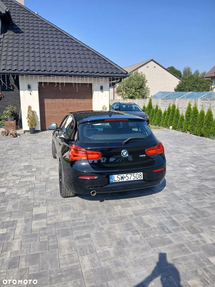 BMW Seria 1 118i - 5