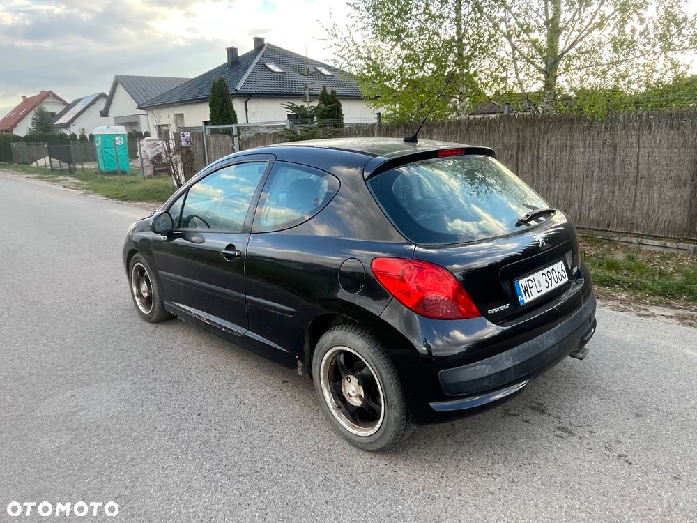 Peugeot 207 90 HDi FAP (Blue Lion) 99G - 8