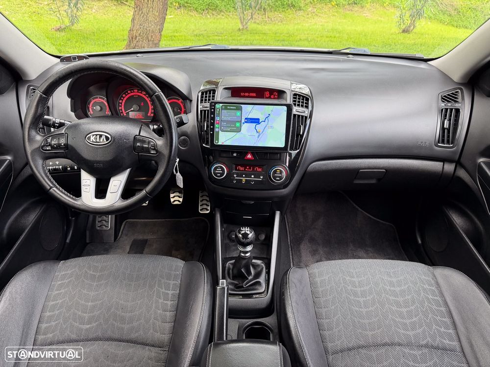 Kia Ceed SW 1.6 CRDi EX ISG - 3
