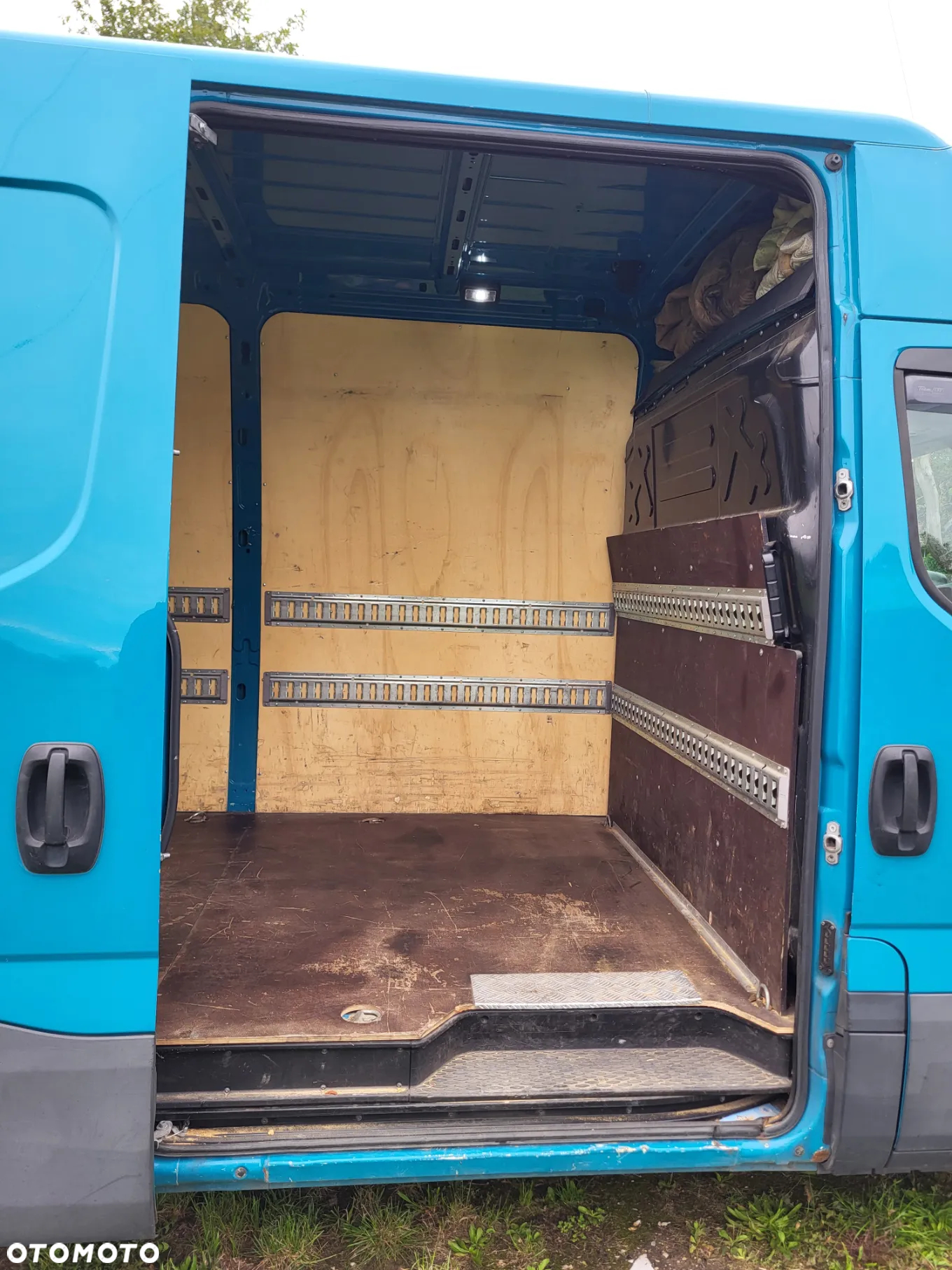 Iveco DAILY  35-140 - 11