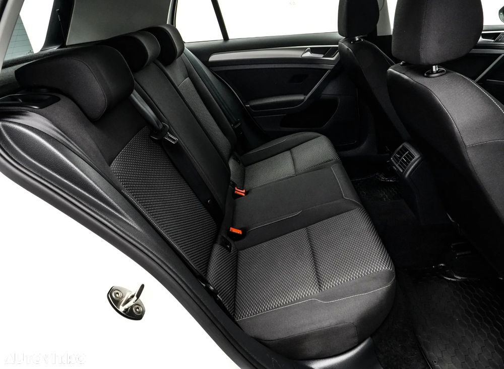 Volkswagen Golf 1.6 TDI Trendline - 16