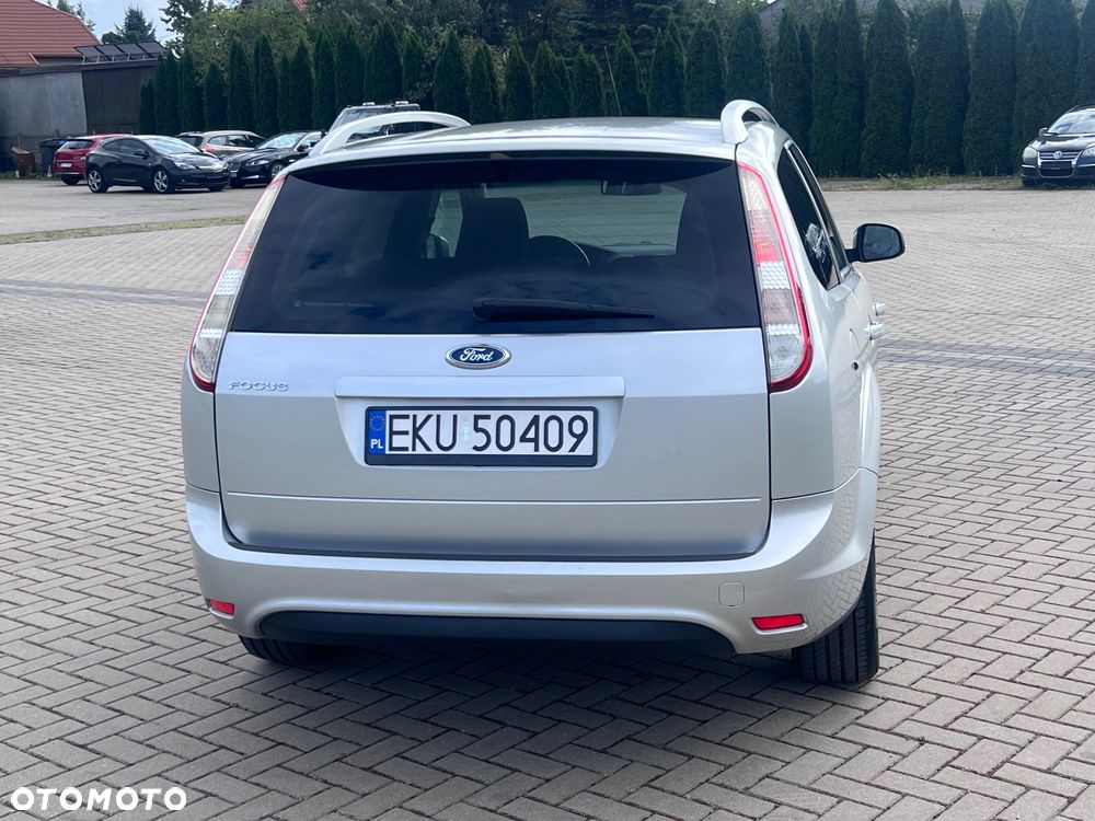 Ford Focus 1.8 Style - 12