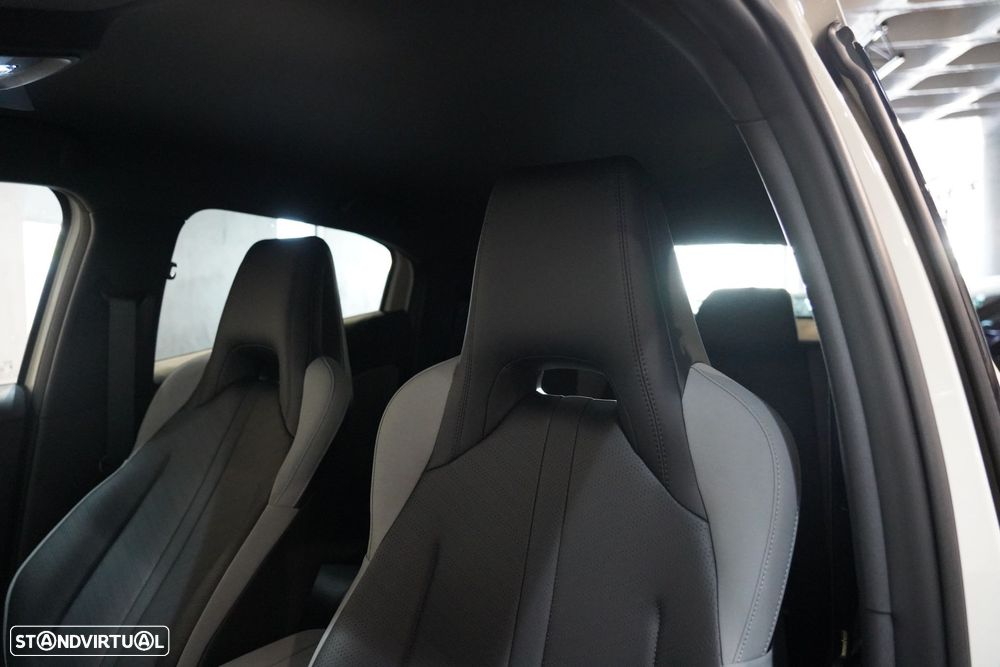 BYD Dolphin Surf 43.2 kWh Comfort - 31