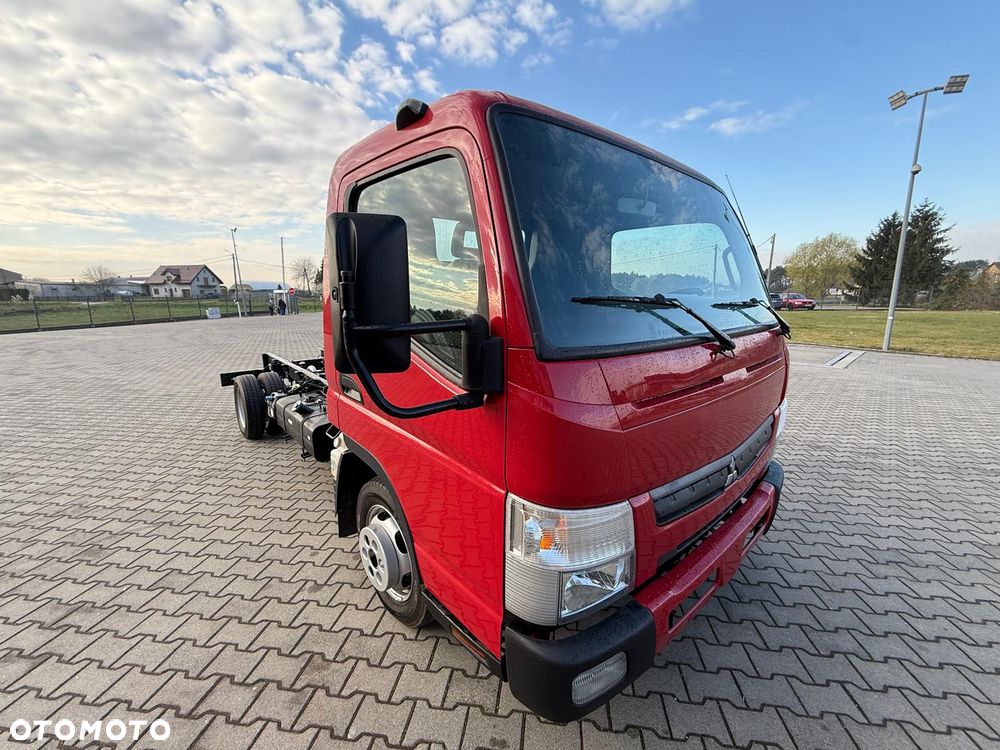 Mitsubishi Canter - 5