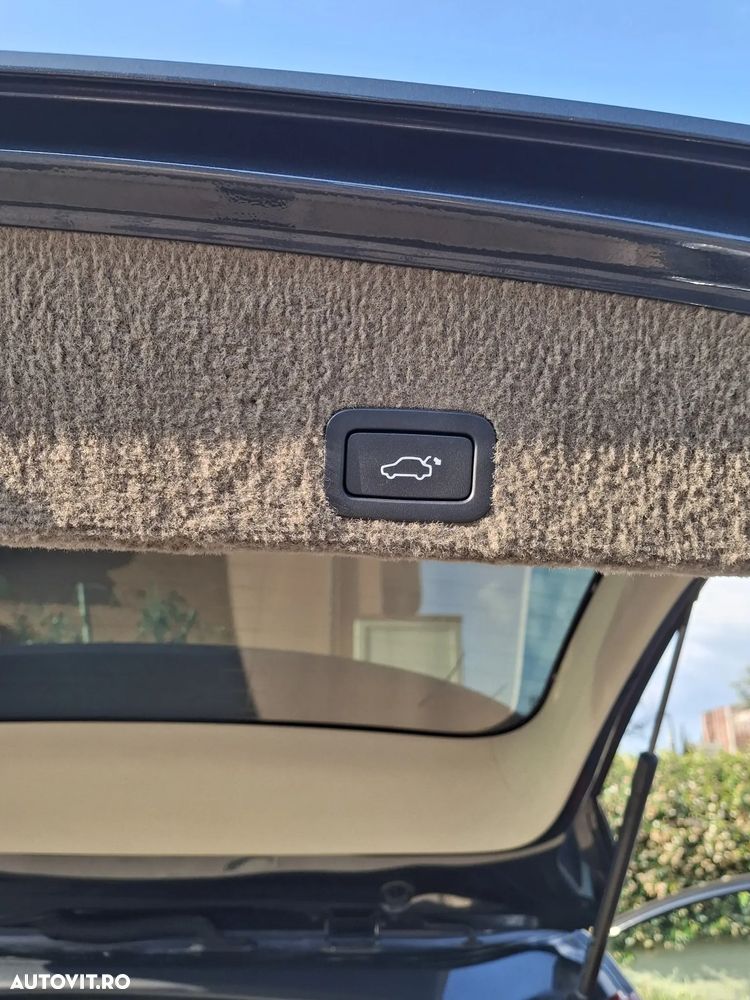 Volvo XC 60 D3 AWD Momentum - 6