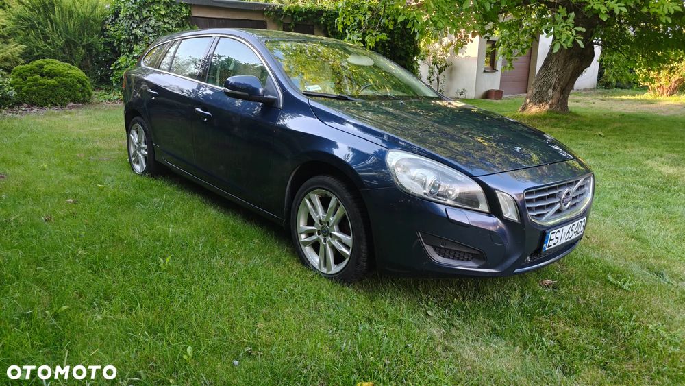 Volvo V60 D4 R-Design Momentum - 5