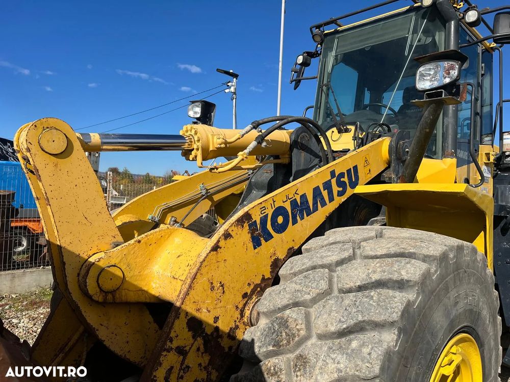 Komatsu WA380 - 2