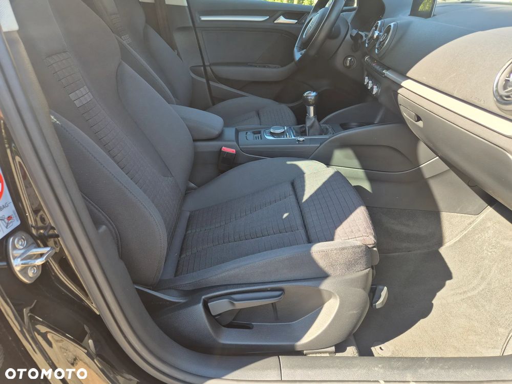 Audi A3 Sportback 1.4 TFSI Attraction - 10