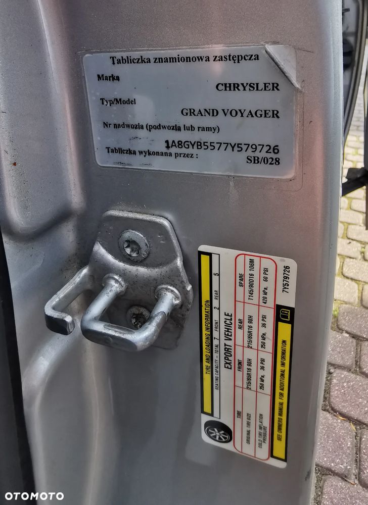 Chrysler Grand Voyager 2.8 CRD Limited - 23