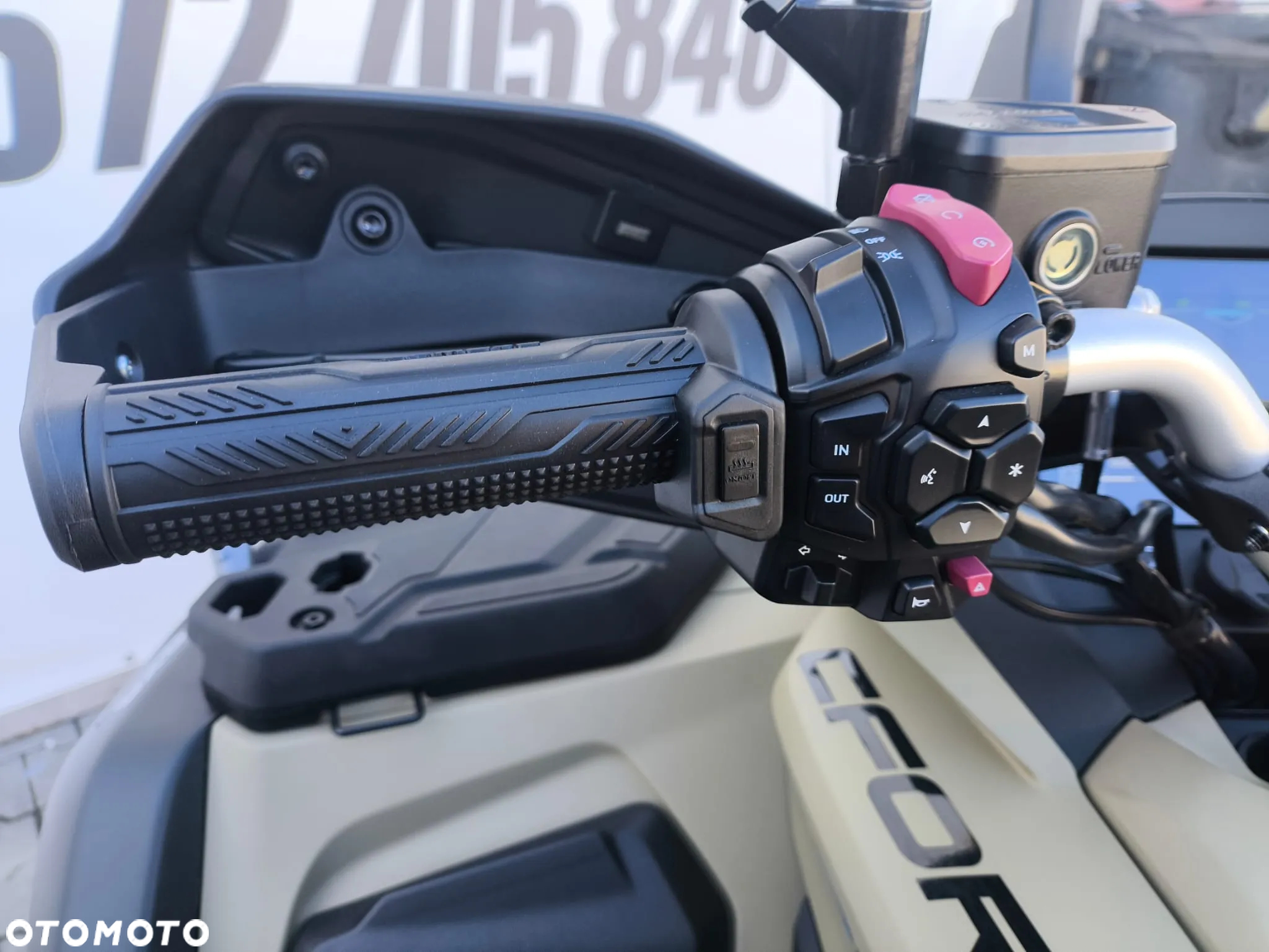 CFMoto CForce - 16