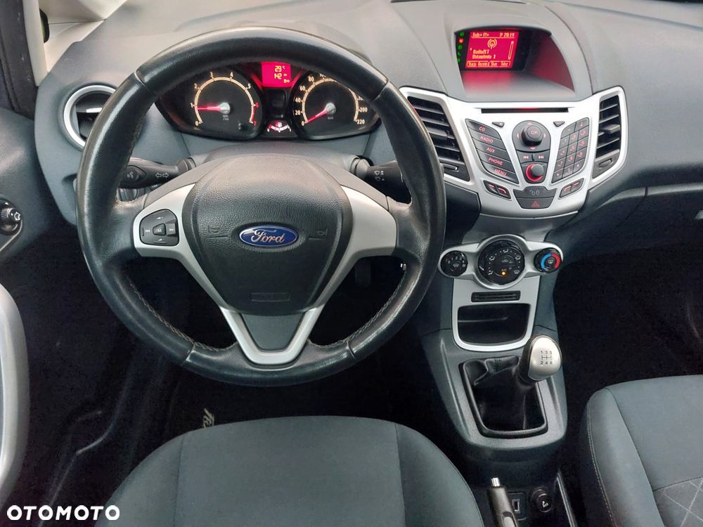 Ford Fiesta - 18